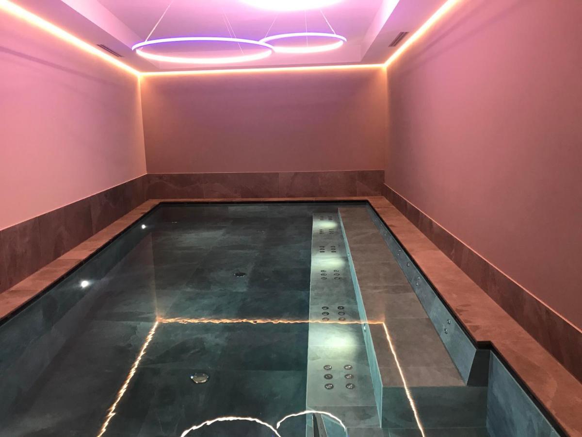 韦迪阿尔盆酒店 Madonna 外观 照片